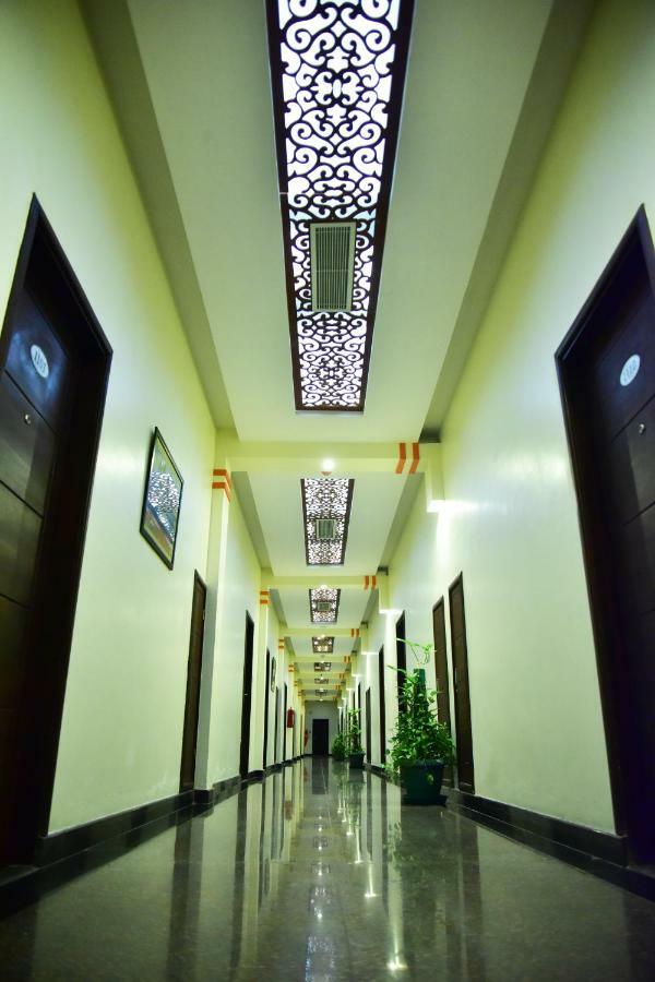 Hotel Blue Sapphire Дар-эс-Саламе Экстерьер фото